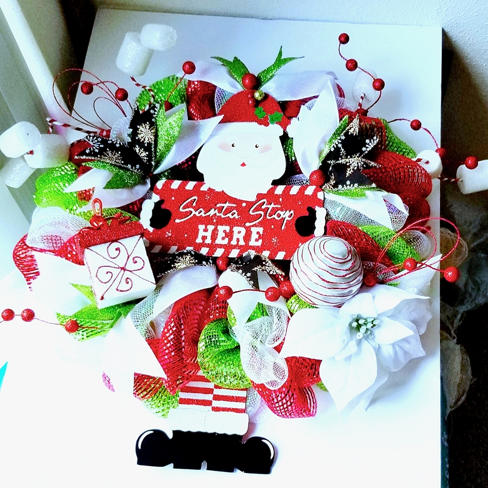 CHRISTMAS FRONT DOOR WREATH
